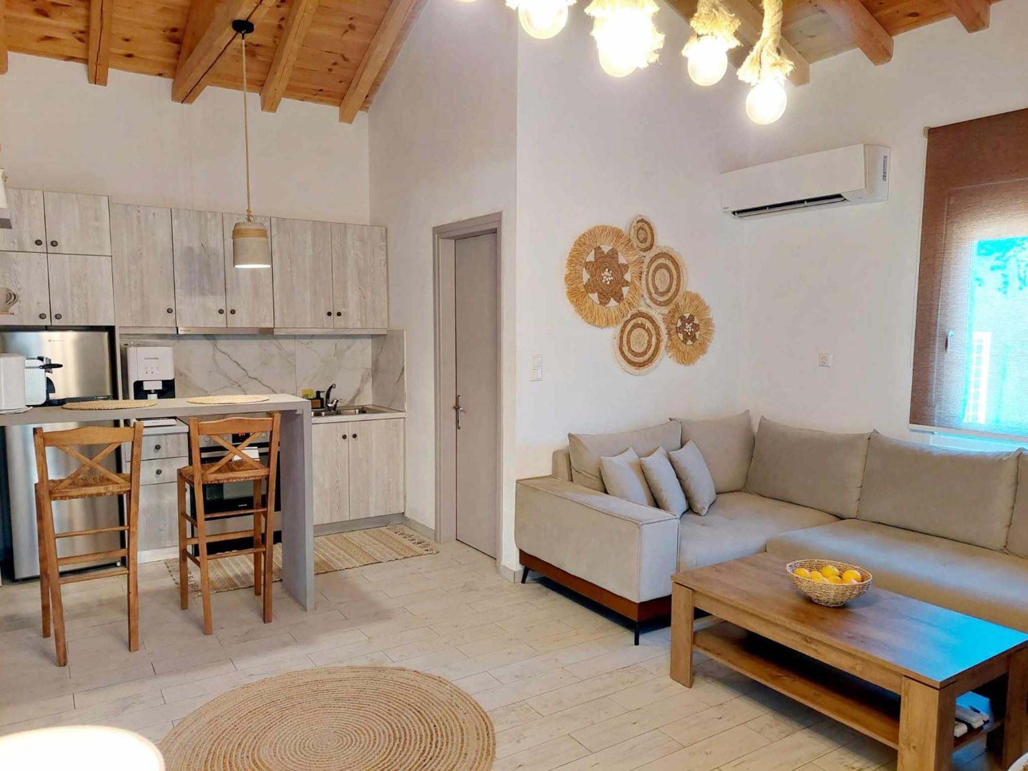Maya Apartments, Modern And Convenient Apartments With Private Parking Skiathos-Stadt Exterior foto