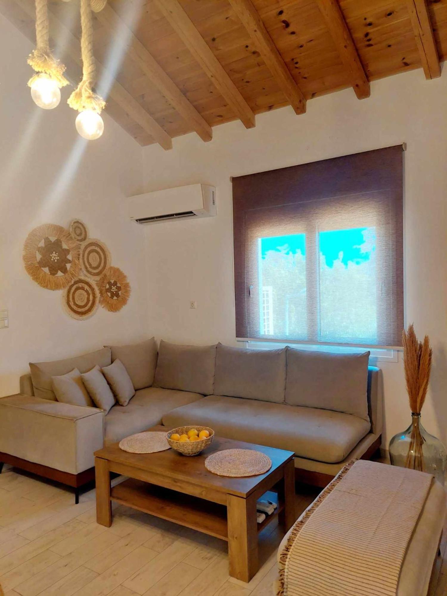 Maya Apartments, Modern And Convenient Apartments With Private Parking Skiathos-Stadt Exterior foto